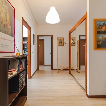 Da Tiffany - Soggiorna In Centro A Con Garage Box E Ascensore *